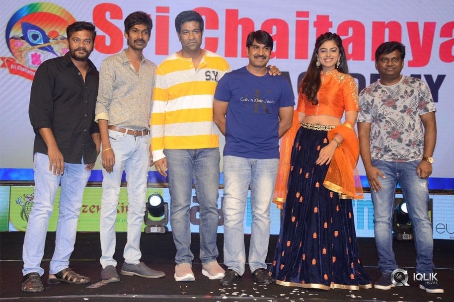 Jamba-Lakidi-Pamba-Movie-Pre-Release-Event